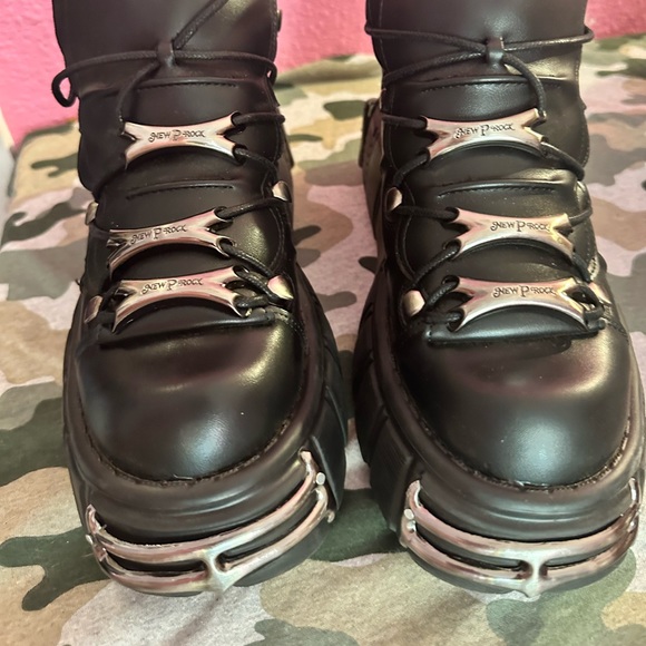new rocks Shoes - new rock cd-811! worn twice in great condition!unfortunately were too small